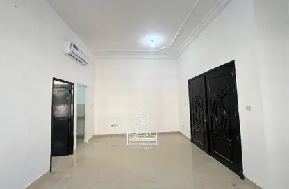 شقة - غرفة نوم - 1 حمام للايجار في مدينة محمد بن زايد - أبوظبي