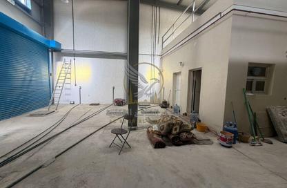 Warehouse - Studio - 3 for rent in Al Sajaa S - Al Sajaa - Sharjah