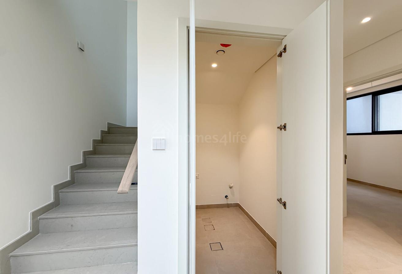 4BR G+2 | pool & park view | Flexible Cheques photo 8
