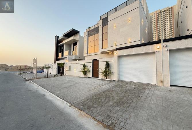 53190924 - Property Image 3