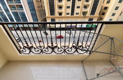 Apartment - 3 - 3 for rent in Muwaileh 29 Building - Muwaileh - Sharjah