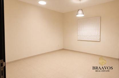 Apartment - 3 Bedrooms - 3 Bathrooms for sale in Silicon Gates 1 - Silicon Gates - Dubai Silicon Oasis - Dubai