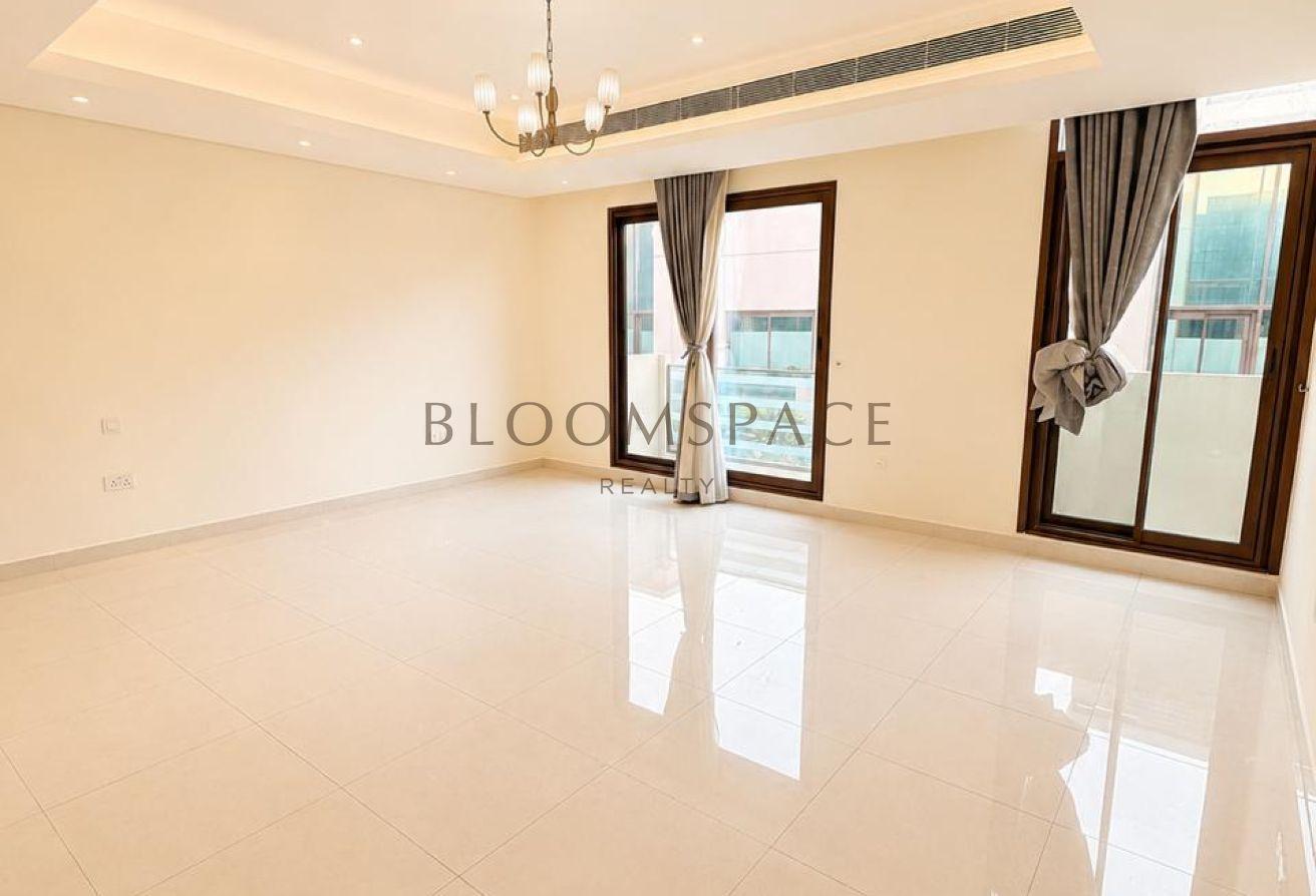 4BR + Maid | Private Garden | Gated Community photo 19