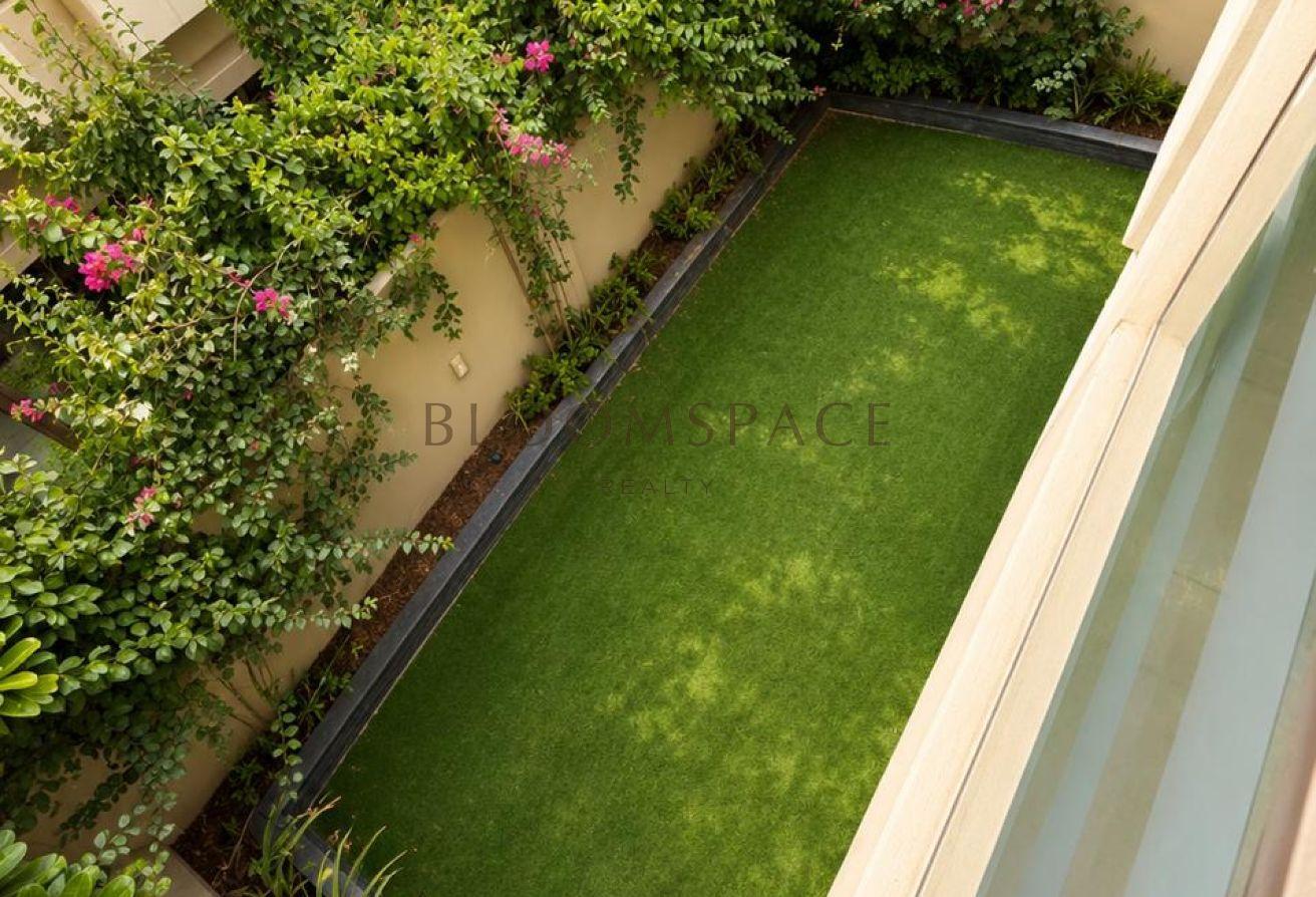 4BR + Maid | Private Garden | Gated Community photo 4