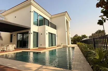Villa - 5 Bedrooms - 6 Bathrooms for rent in Cluster 24 - Jumeirah Islands - Dubai