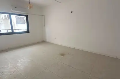 Apartment - 2 Bedrooms - 2 Bathrooms for rent in Abu shagara Building 2 - Budaniq - Al Qasimia - Sharjah
