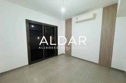 Townhouse - 4 - 3 for rent in Zahra Townhouses - Town Square - Dubai