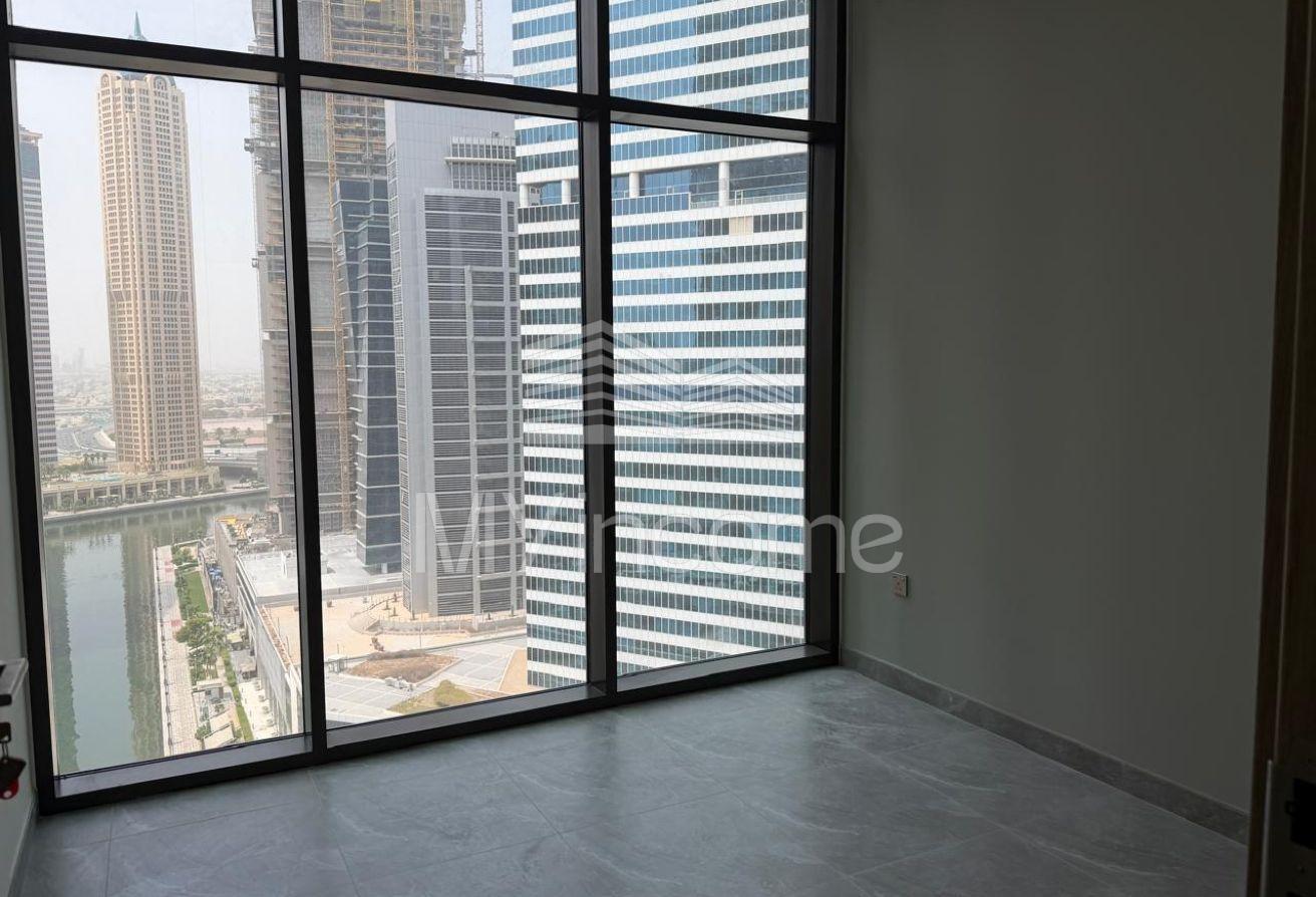 HIGH FLOOR | BRAND NEW | CANAL VIEW photo 14