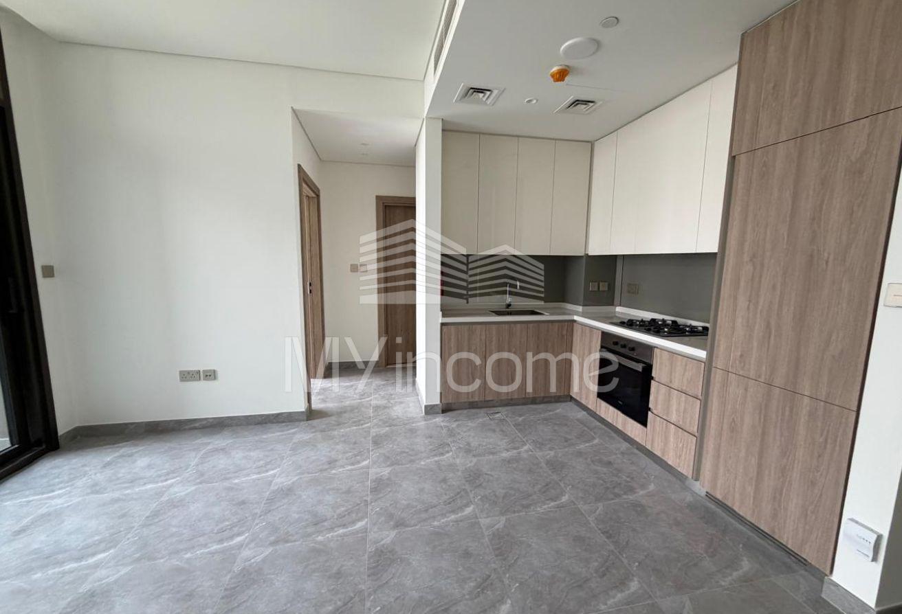 HIGH FLOOR | BRAND NEW | CANAL VIEW photo 11