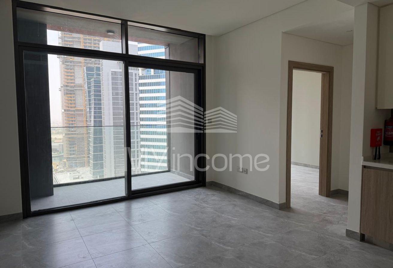 HIGH FLOOR | BRAND NEW | CANAL VIEW photo 7