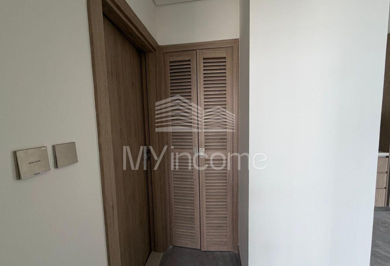 HIGH FLOOR | BRAND NEW | CANAL VIEW photo 22