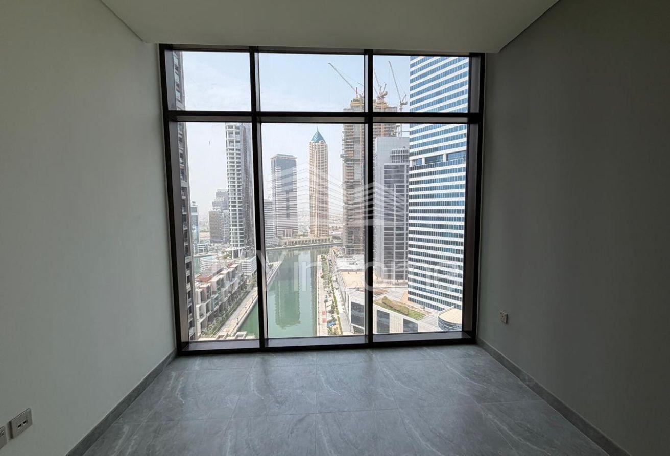 HIGH FLOOR | BRAND NEW | CANAL VIEW photo 17