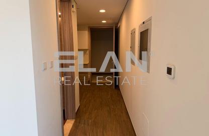 Apartment - Studio - 1 Bathroom for rent in SOL Bay - Business Bay - Dubai