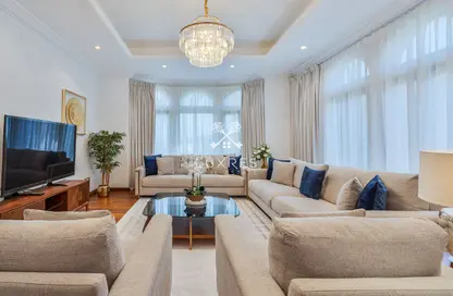 Villa - 4 Bedrooms - 5 Bathrooms for rent in Canal Cove Frond P - Canal Cove Villas - Palm Jumeirah - Dubai