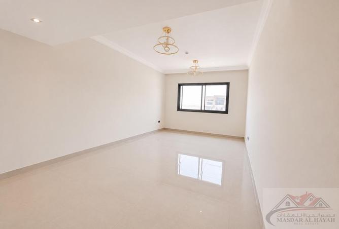 120166285 - Property Image 2
