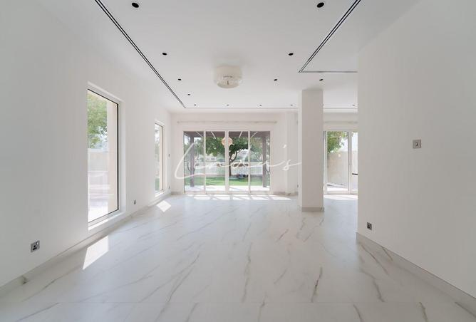 128353197 - Property Image 2