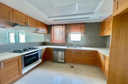 Villa - Studio for rent in District 6 - Jumeirah Park - Dubai