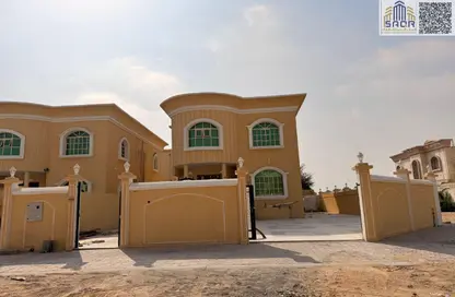فيلا - 5 غرف نوم - 7 حمامات للبيع في 2 المويهات - المويهات - عجمان