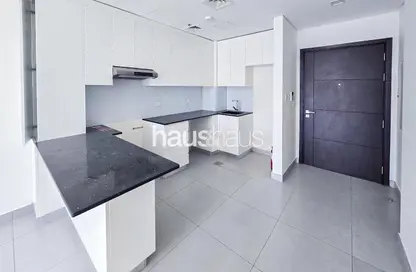 شقة - 2 غرف نوم - 3 حمامات للايجار في ذا وينجز بلوك ب - الاجنحه - ارجان - دبي