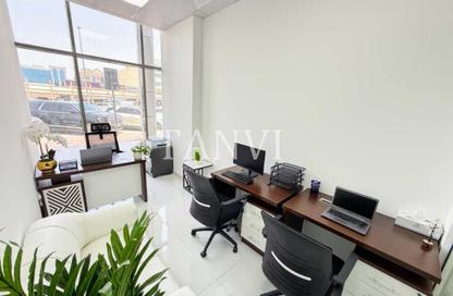 Office Space - Studio - 1 Bathroom for rent in Red Avenue - Al Garhoud - Dubai