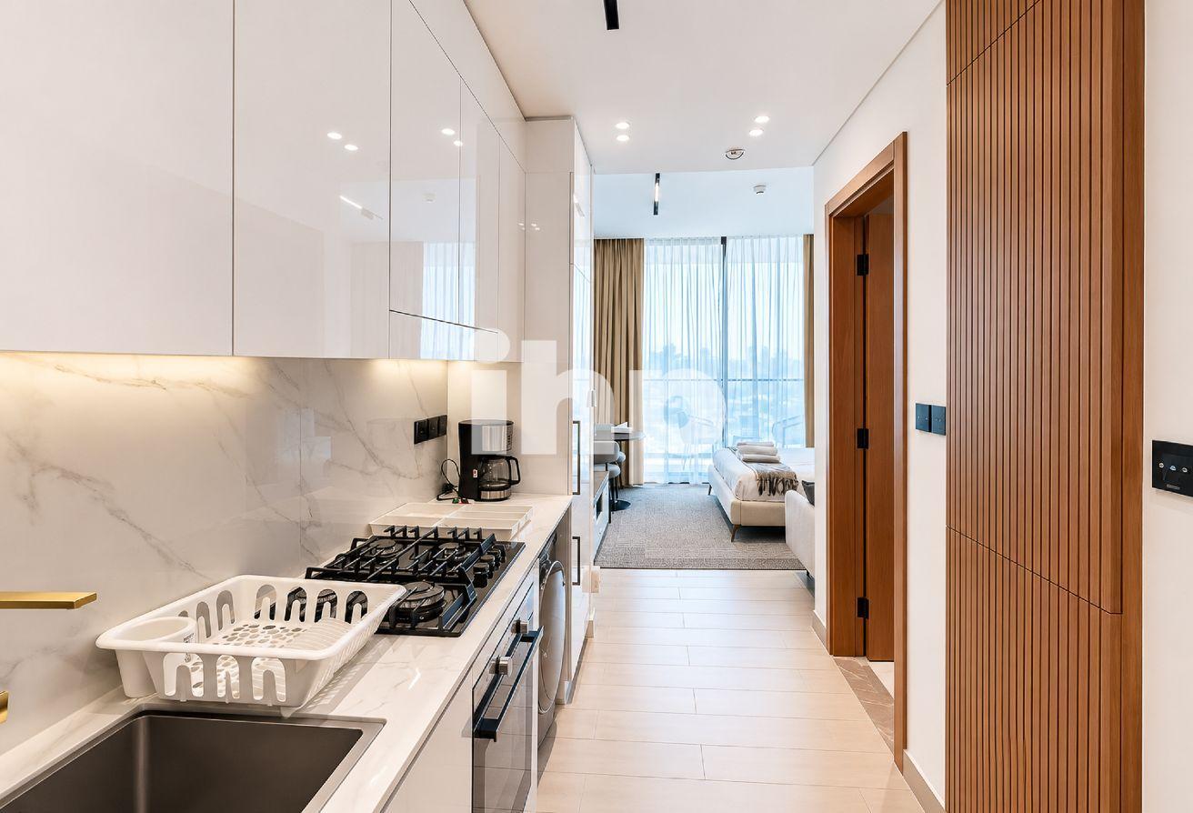 Modern Home Technology | Vacant | Fully Furnished photo 9