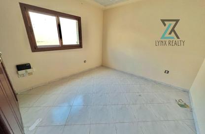 Apartment - 1 - 2 for rent in Al Yousuf Building - Al Hamriya - Bur Dubai - Dubai