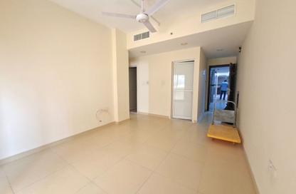 Apartment - 1 - 1 for rent in Muweileh Community - Muwaileh Commercial - Sharjah