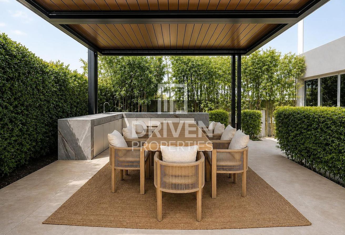 Private Gym | Fully Upgraded | Desirable Villa photo 15