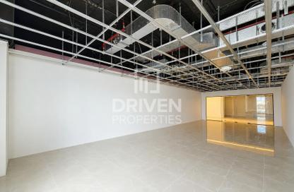 Retail - Studio - 1 Bathroom for rent in Khalifa City A - Khalifa City - Abu Dhabi