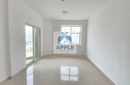 شقة - غرفة نوم - 2 حمامات للايجار في الزاهية - تجارية مويلح - الشارقة