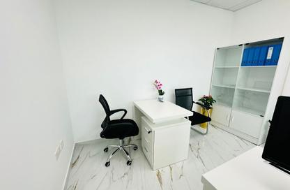 Office Space - Studio - 1 for rent in Fatima Mohammad Ahmad Bin Suleiman Building - Al Raffa - Bur Dubai - Dubai