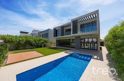 Villa - 5 Bedrooms - 6 Bathrooms for sale in Jumeirah Park Homes - Jumeirah Park - Dubai