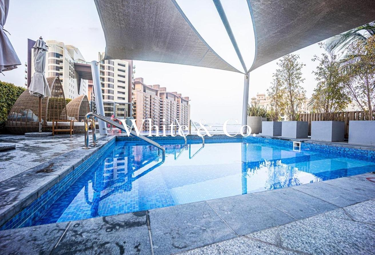 Vacant | High Floor | Marina Skyline View photo 15