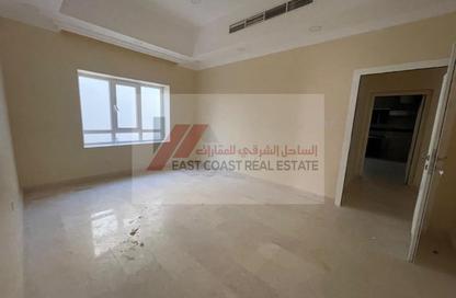 Villa - 7 - 7 for rent in Downtown Fujairah - Fujairah