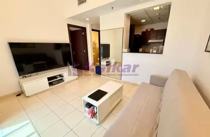 شقة - غرفة نوم - 2 حمامات للايجار في الخريف 2 - شقق الخريف - سيزون كوميونيتي - منطقة 15 - قرية جميرا الدائرية - دبي