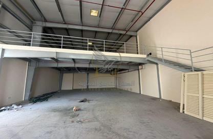 Warehouse - Studio - 1 for rent in Al Sajaa S - Al Sajaa - Sharjah