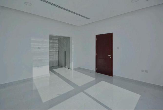 105124350 - صورة العقار 3