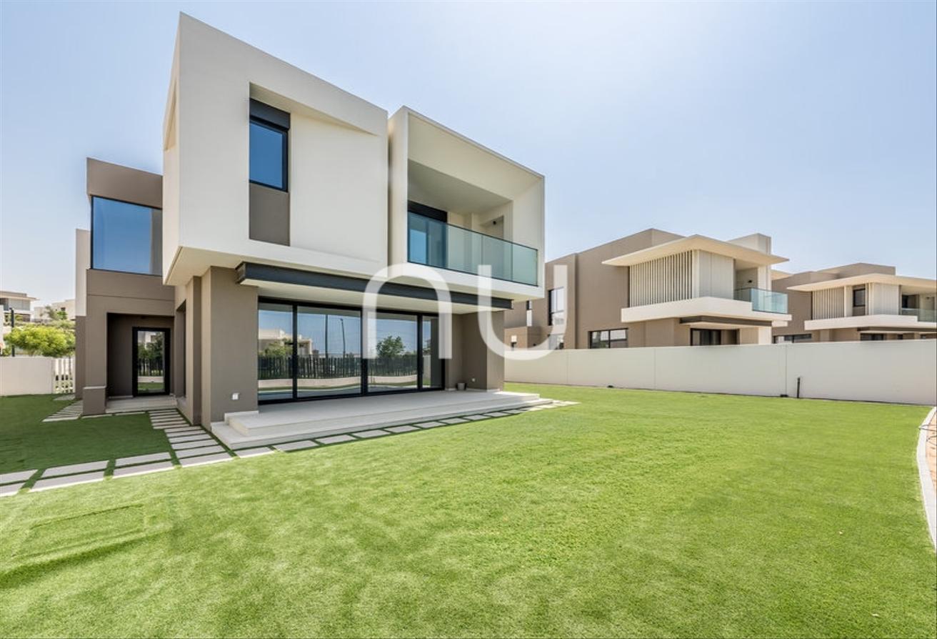 Big Landscaped Plot | Single Row | Vastu photo 11