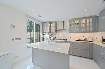 فيلا - 2 غرف نوم - 3 حمامات للايجار في الينابيع 2 - الينابيع - دبي فيلا - 2 غرف نوم - 3 حمامات للايجار في الينابيع 2 - الينابيع - دبي