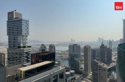 Apartment - Studio - 1 for rent in Upper Crest - Downtown Dubai - Dubai Apartment - Studio - 1 for rent in Upper Crest - Downtown Dubai - Dubai