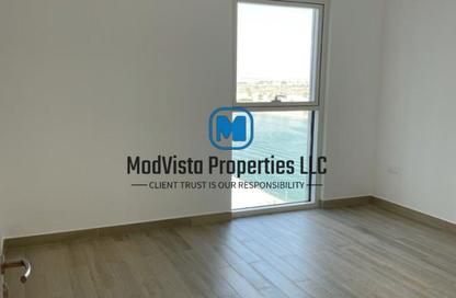 Apartment - 2 Bedrooms - 3 Bathrooms for rent in Waters Edge - Yas Island - Abu Dhabi