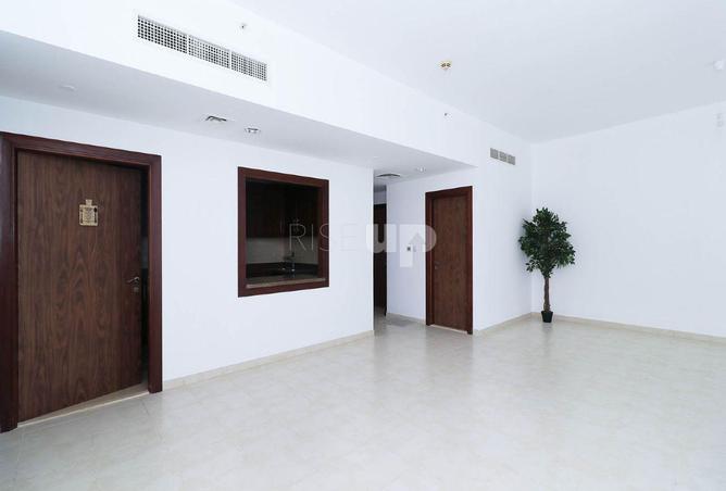 81110602 - Property Image 3