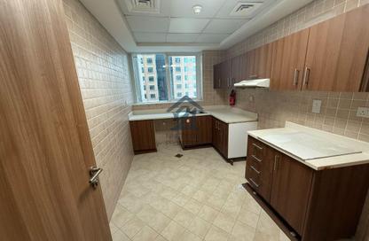 Apartment - 3 Bedrooms - 4 Bathrooms for sale in Sulafa Tower - Dubai Marina - Dubai