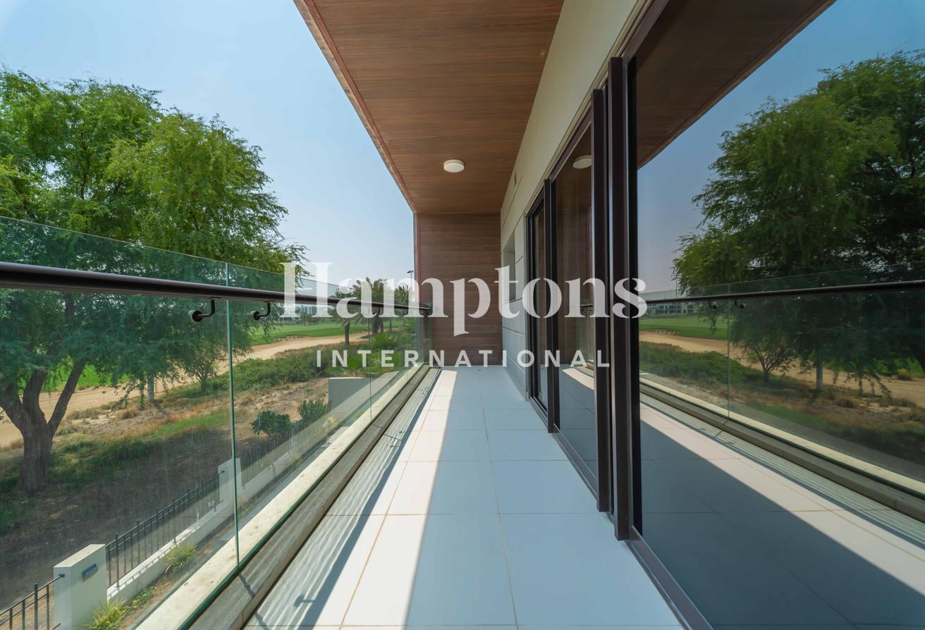 Full Golf View | G+2 | Fendi Villa photo 10