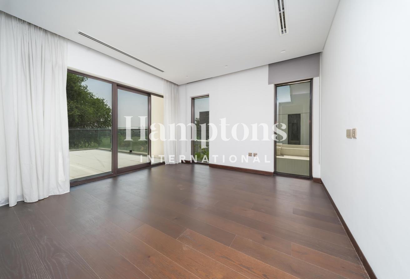 Full Golf View | G+2 | Fendi Villa photo 13