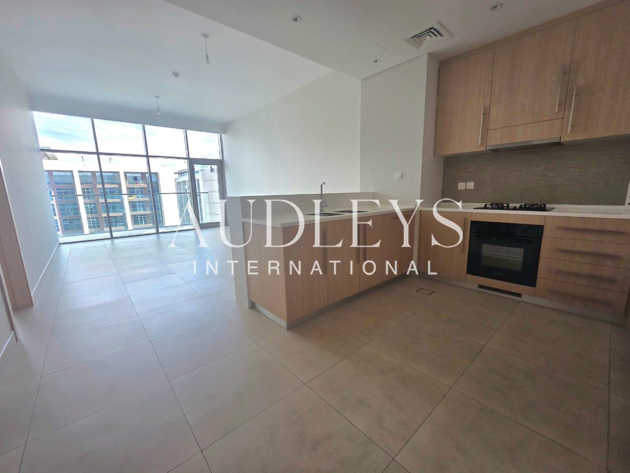 Largest 1 Bedroom Layout | Landscaped View