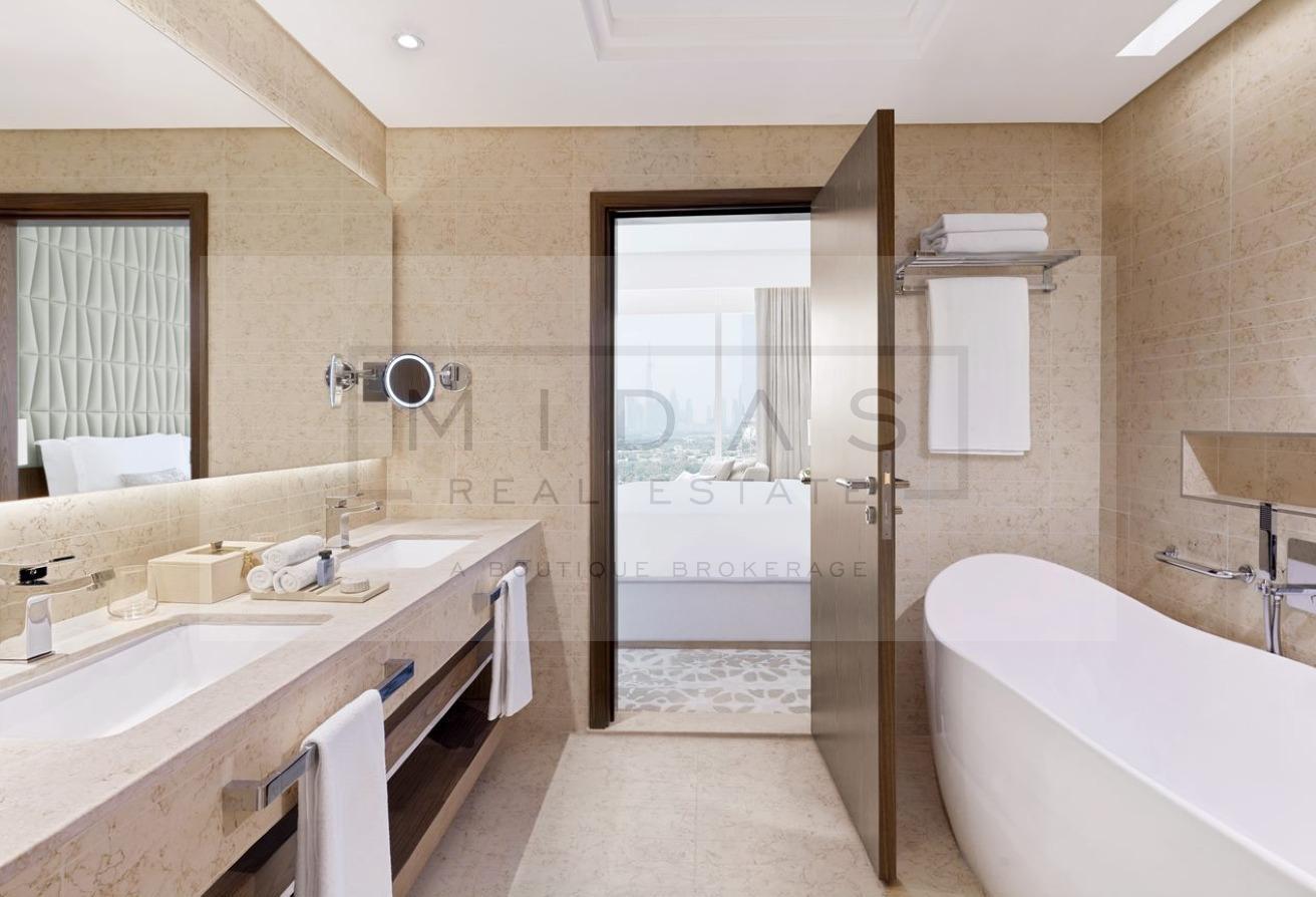 Spacious I Near Mall I Skyline Views photo 6
