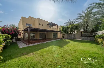 Villa - 5 Bedrooms - 4 Bathrooms for sale in Meadows 2 - Meadows - Dubai