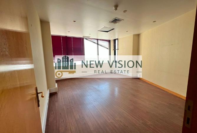 111845104 - Property Image 2