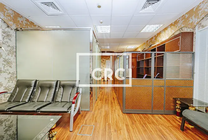 74618373 - Property Image 2